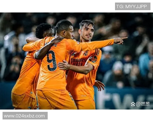 皇马主场迎战格拉纳，力争三分巩固联赛领先地位